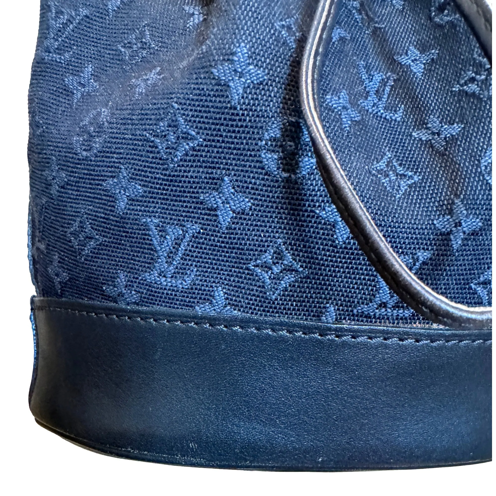 Louis Vuitton Mini Lin Noelie Blue Monogram Bucket Handbag